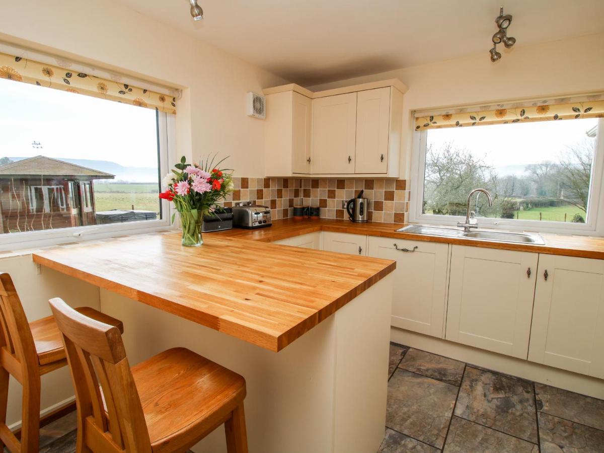 Bicton Lea Vila Acton  Exterior foto