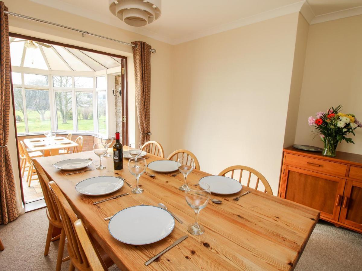 Bicton Lea Vila Acton  Exterior foto